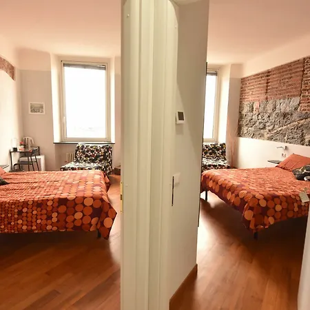 Le Finestre Sul Porto Antico 3*
